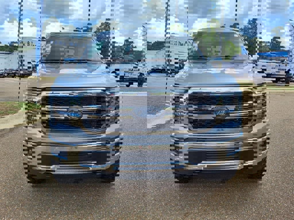 New 2025 Ford F150 Lariat w/ Equipment Group 501A Mid image 43
