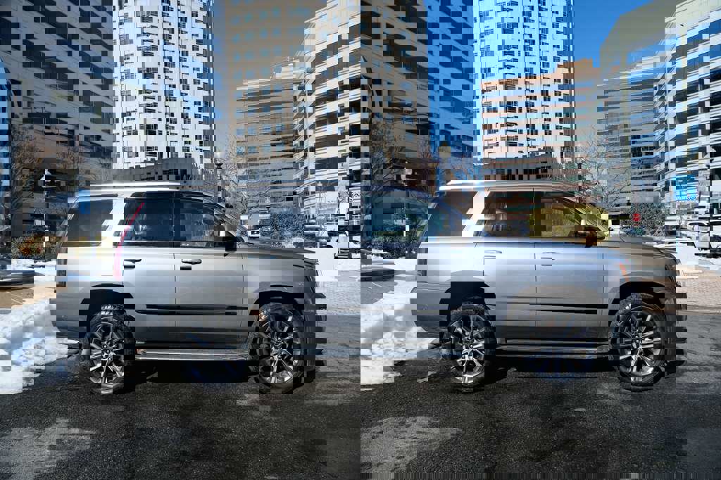 Used 2020 Cadillac Escalade Luxury image 15