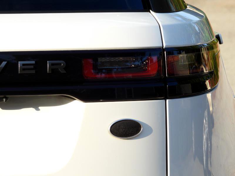 Used 2020 Land Rover Range Rover Velar R-Dynamic S image 21