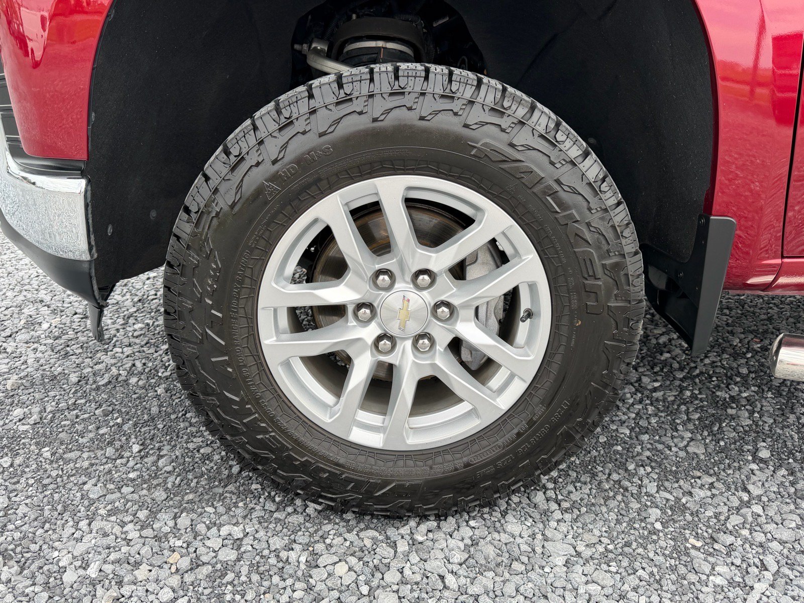 Used 2020 Chevrolet Silverado 1500 LT w/ All-Star Edition AWD/4WD image 9