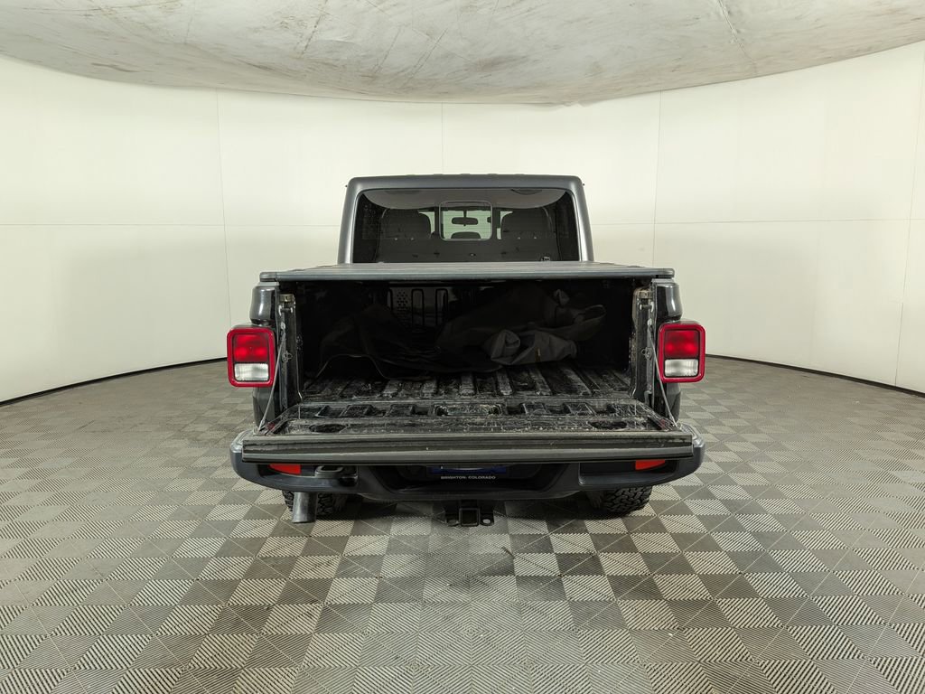 Used 2021 Jeep Gladiator Willys image 9