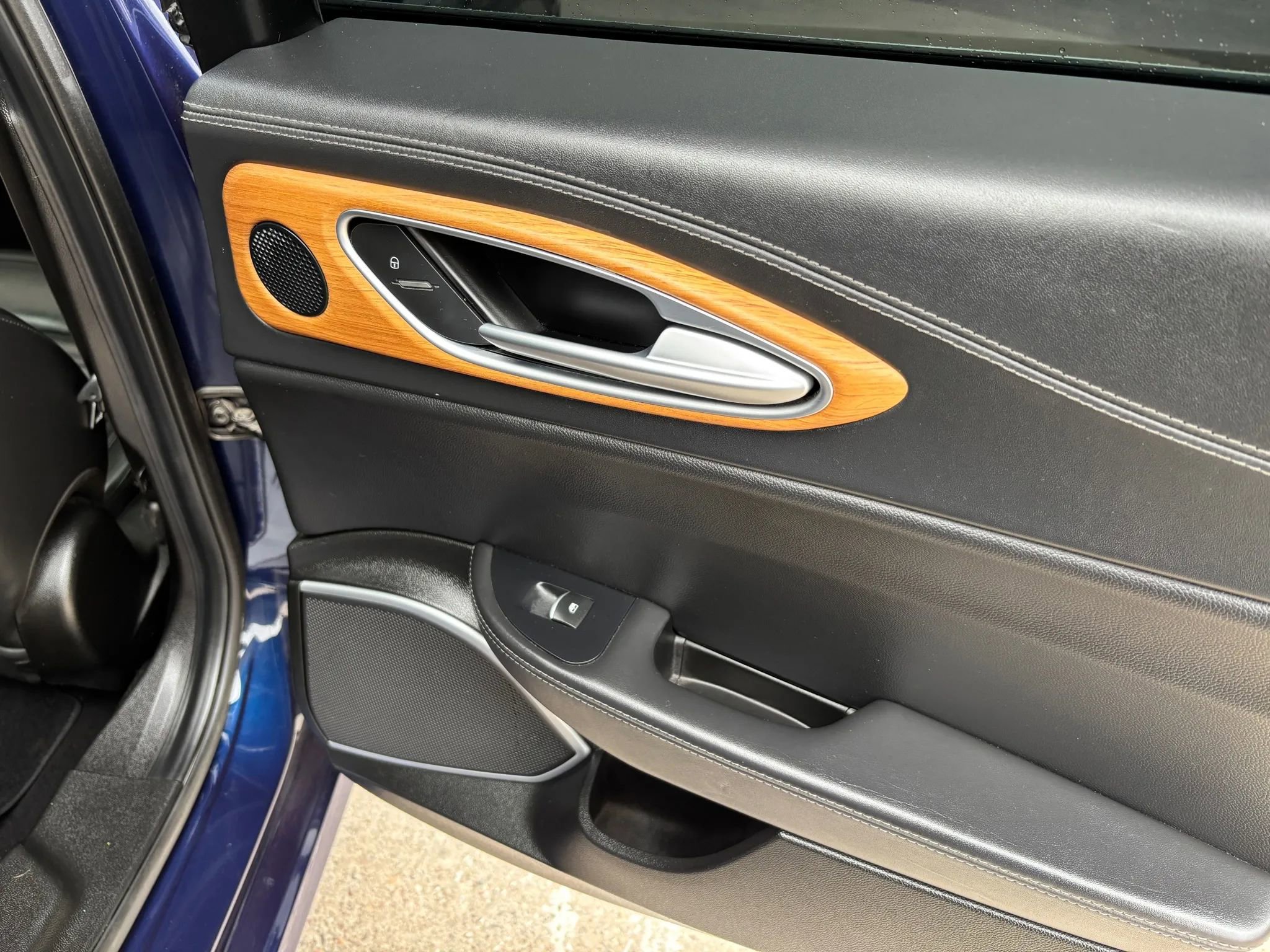 Used 2017 Alfa Romeo Giulia Ti w/ TI Lusso Light Wood Package AWD/4WD image 29