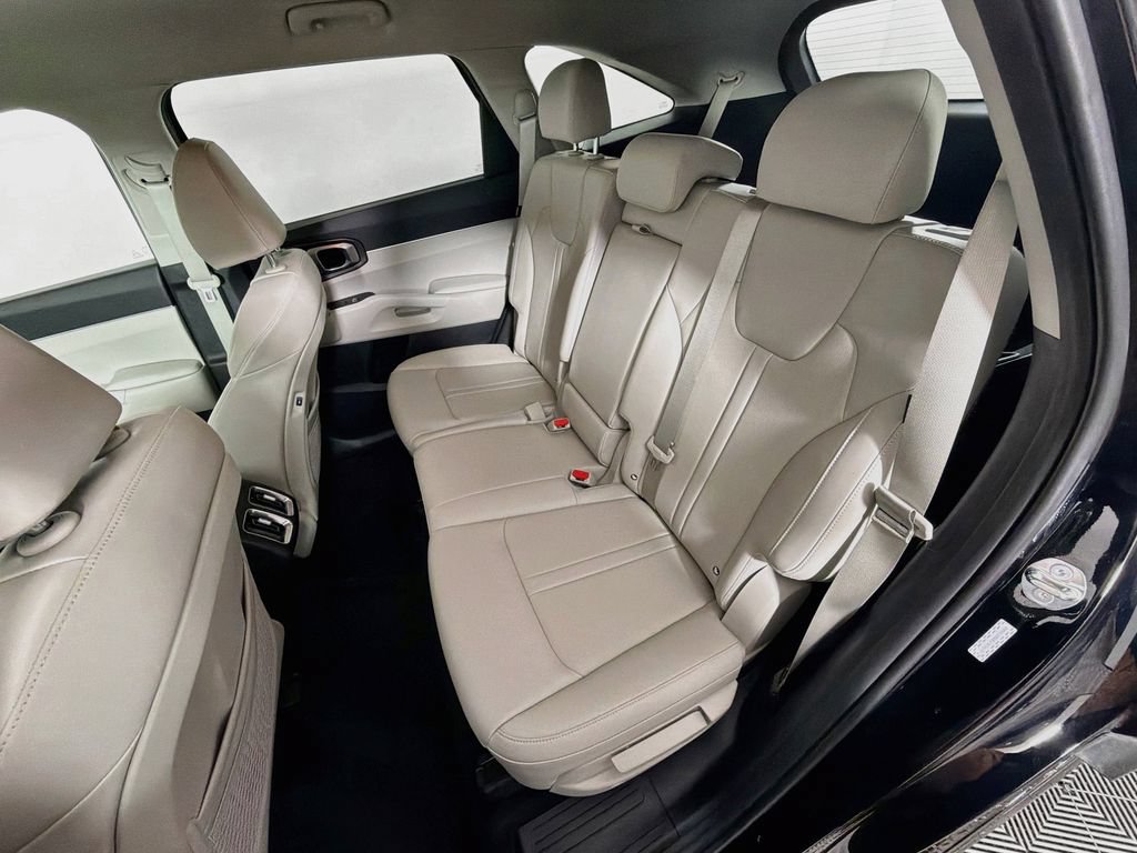 Used 2025 Kia Sorento S AWD/4WD image 24