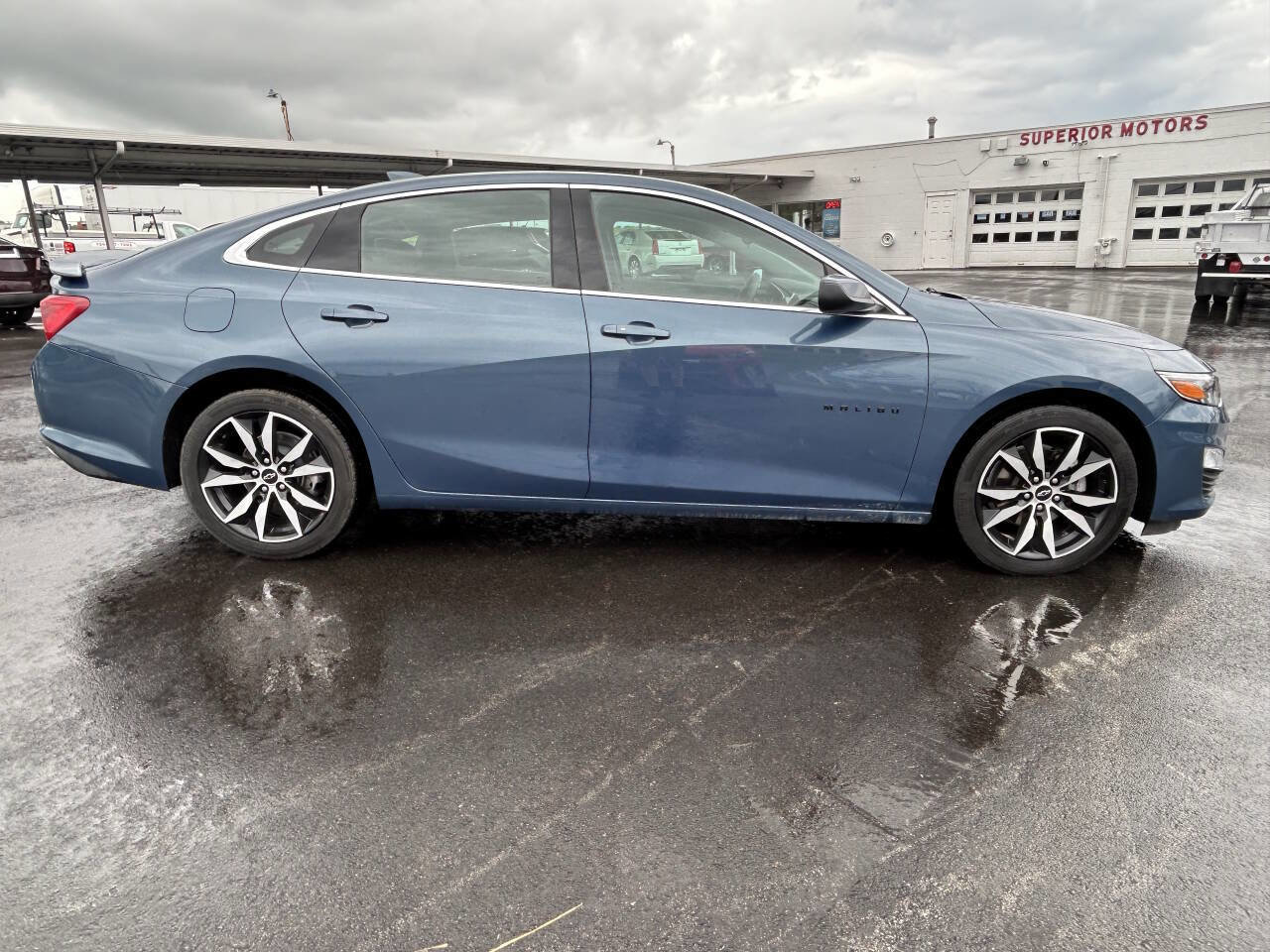Used 2024 Chevrolet Malibu RS FWD image 3