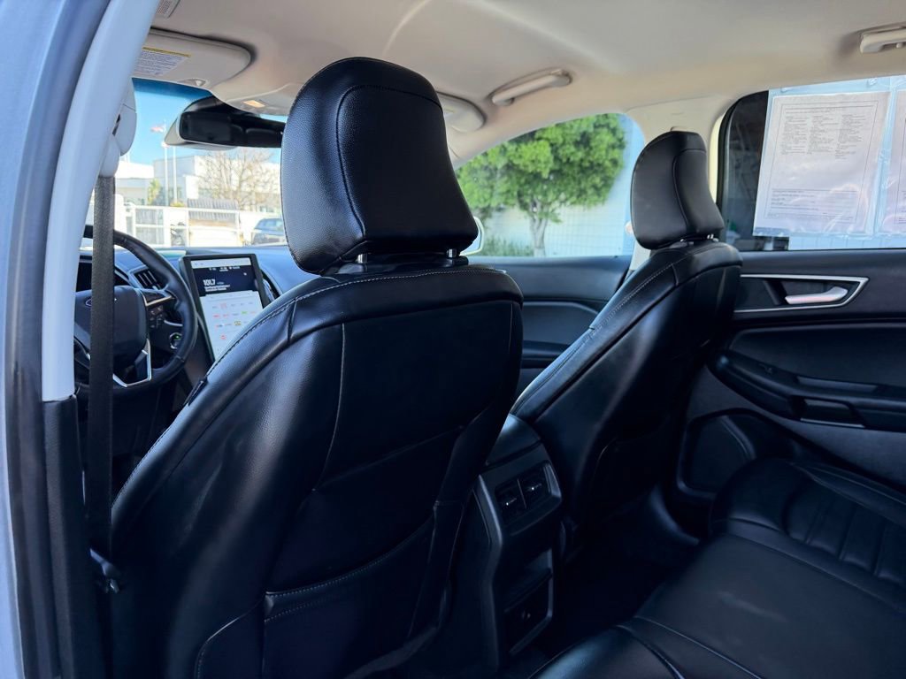 Used 2024 Ford Edge SEL image 17