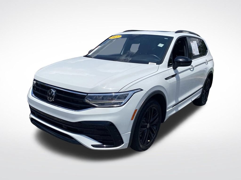 Used 2022 Volkswagen Tiguan SE R-Line AWD/4WD image 2