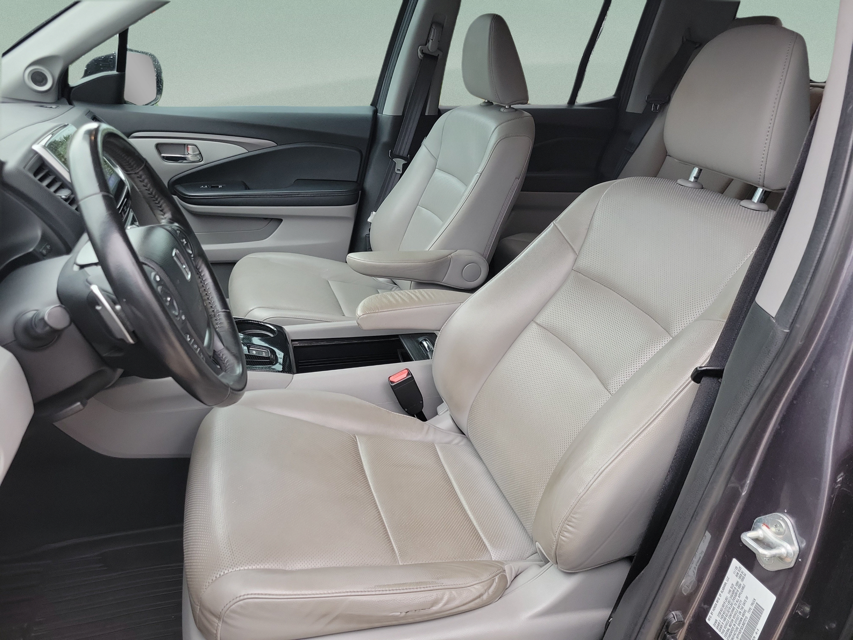 Used 2020 Honda Ridgeline RTL image 9