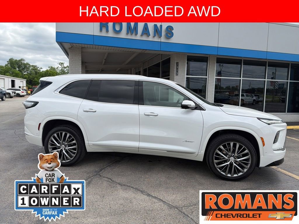 Used 2025 Buick Enclave Avenir w/ Super Cruise Package AWD/4WD image 2