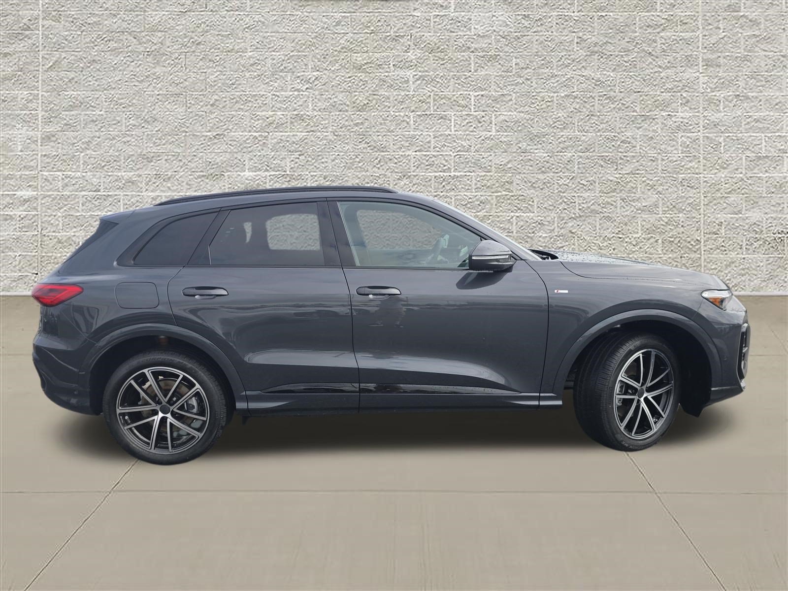 New 2026 Audi Q5 Premium Plus AWD/4WD image 8
