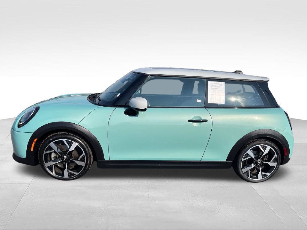 Used 2025 MINI Cooper S FWD image 2