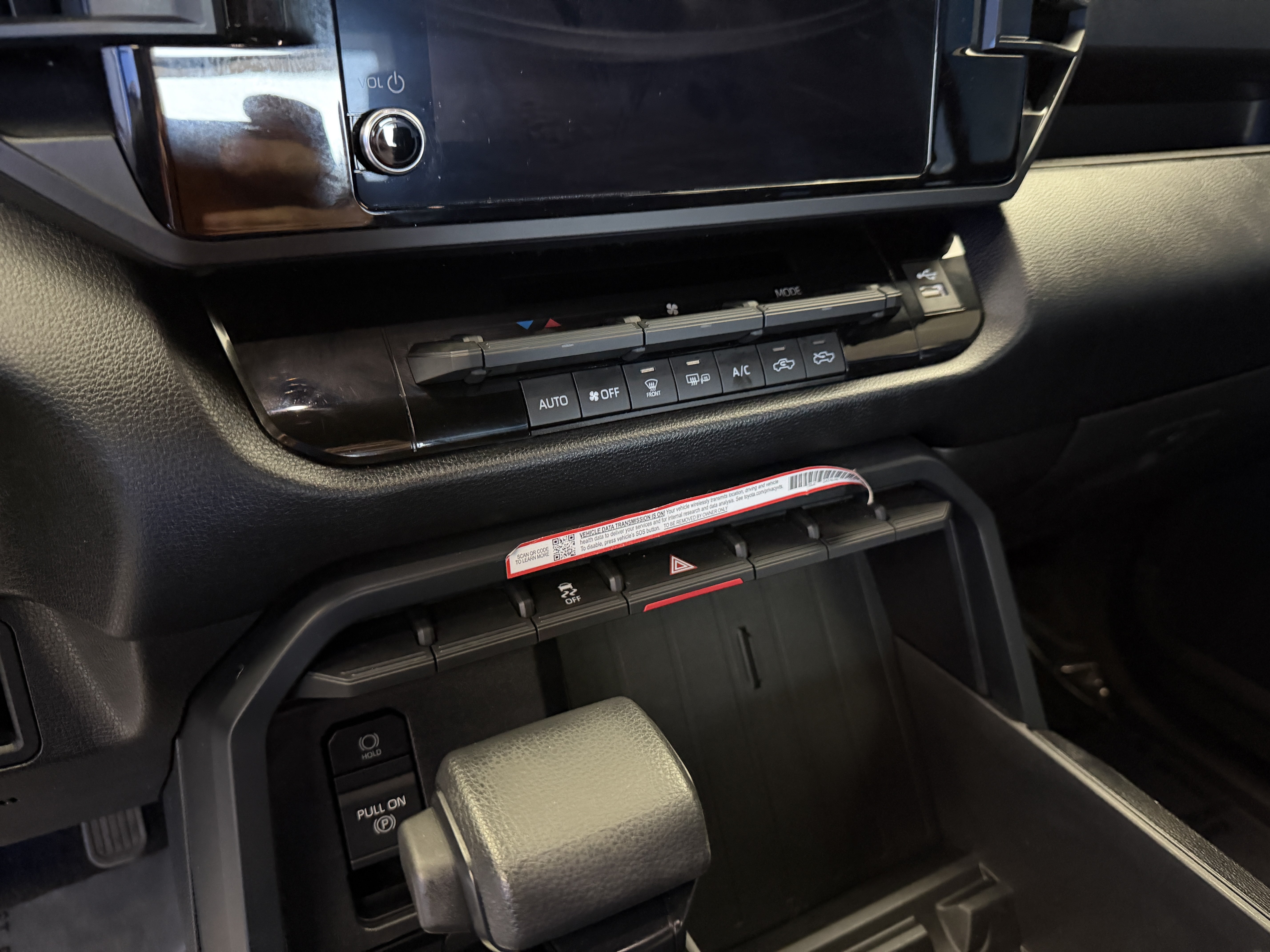 Used 2025 Toyota Tundra SR w/ SR Tow Package AWD/4WD image 21