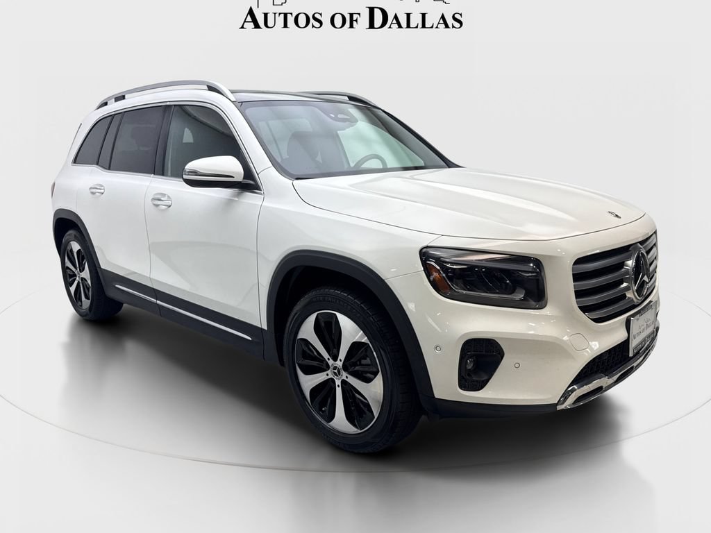Used 2025 Mercedes-Benz GLB 250 4MATIC image 4