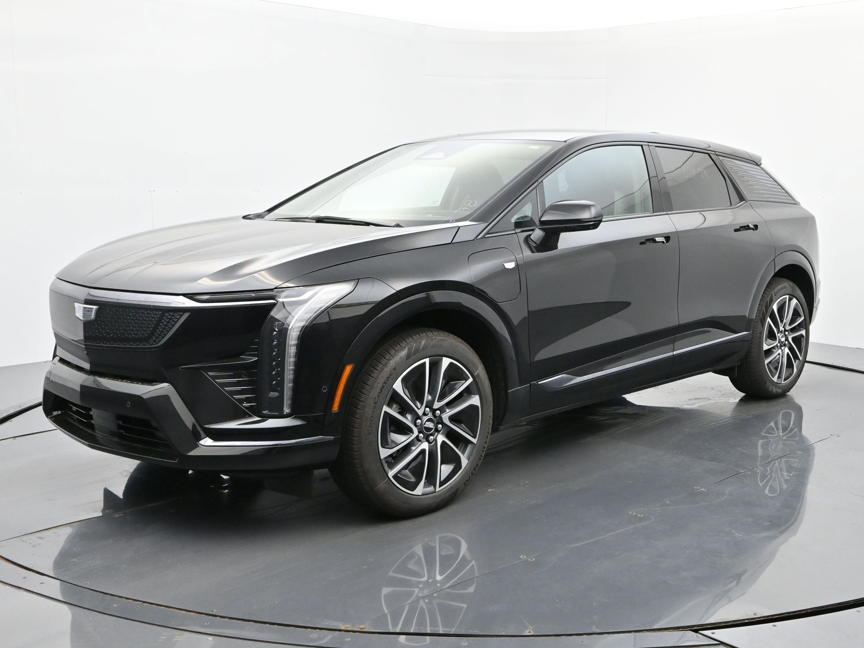 New 2025 Cadillac Optiq Sport 1 w/ LPO, Floor Liner Package
