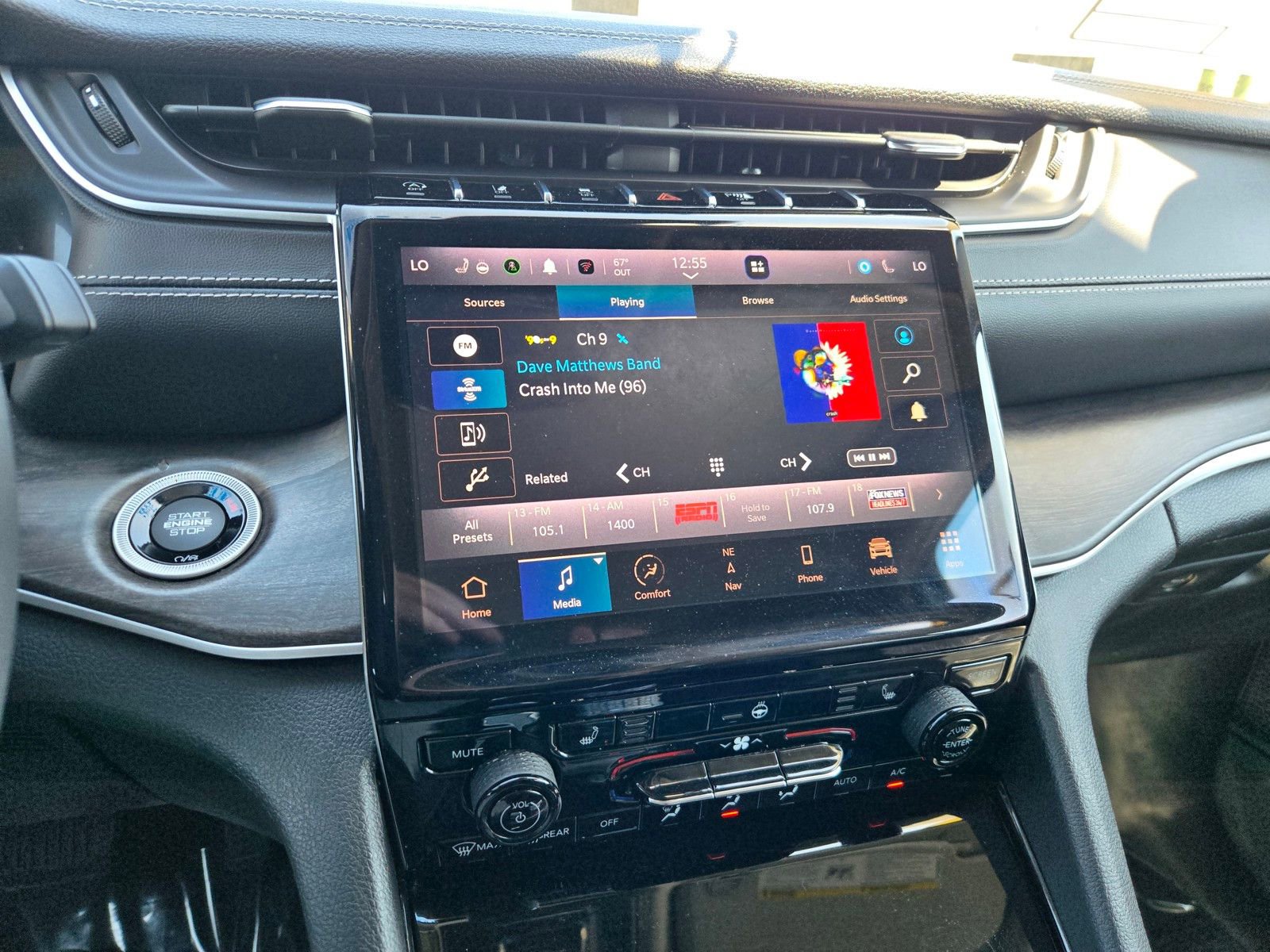 Used 2023 Jeep Grand Cherokee L Limited image 16