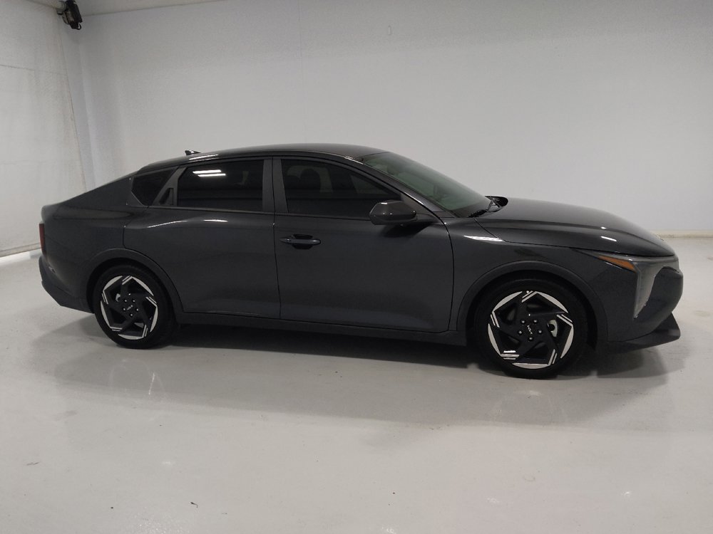 Used 2025 Kia K4 EX FWD image 11