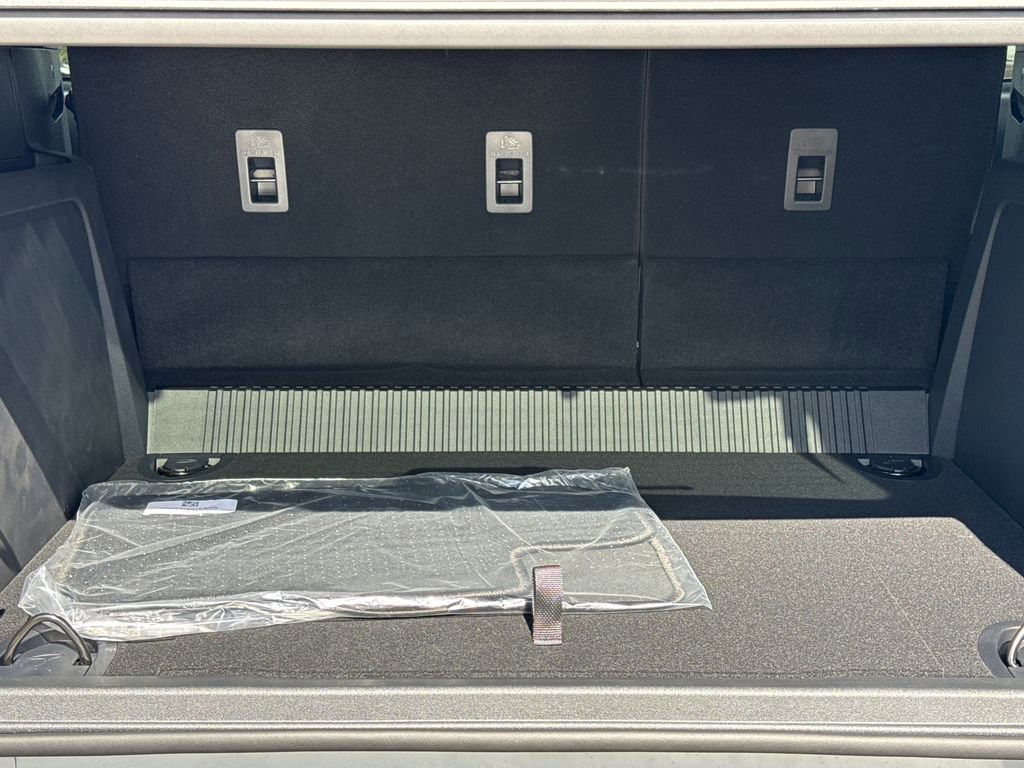 New 2026 Ford Bronco Outer Banks w/ Sasquatch Package image 21