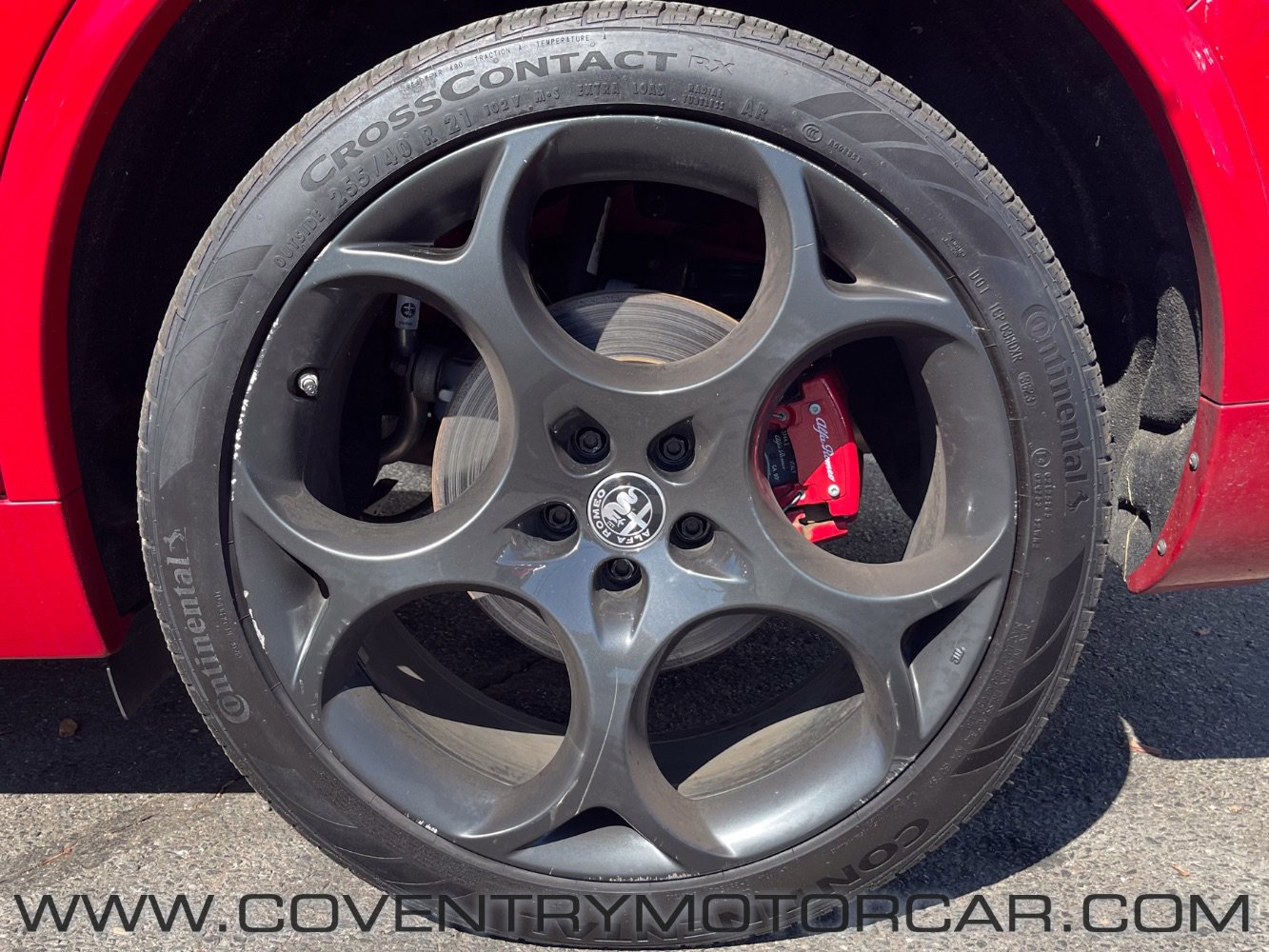 Used 2022 Alfa Romeo Stelvio Veloce image 9