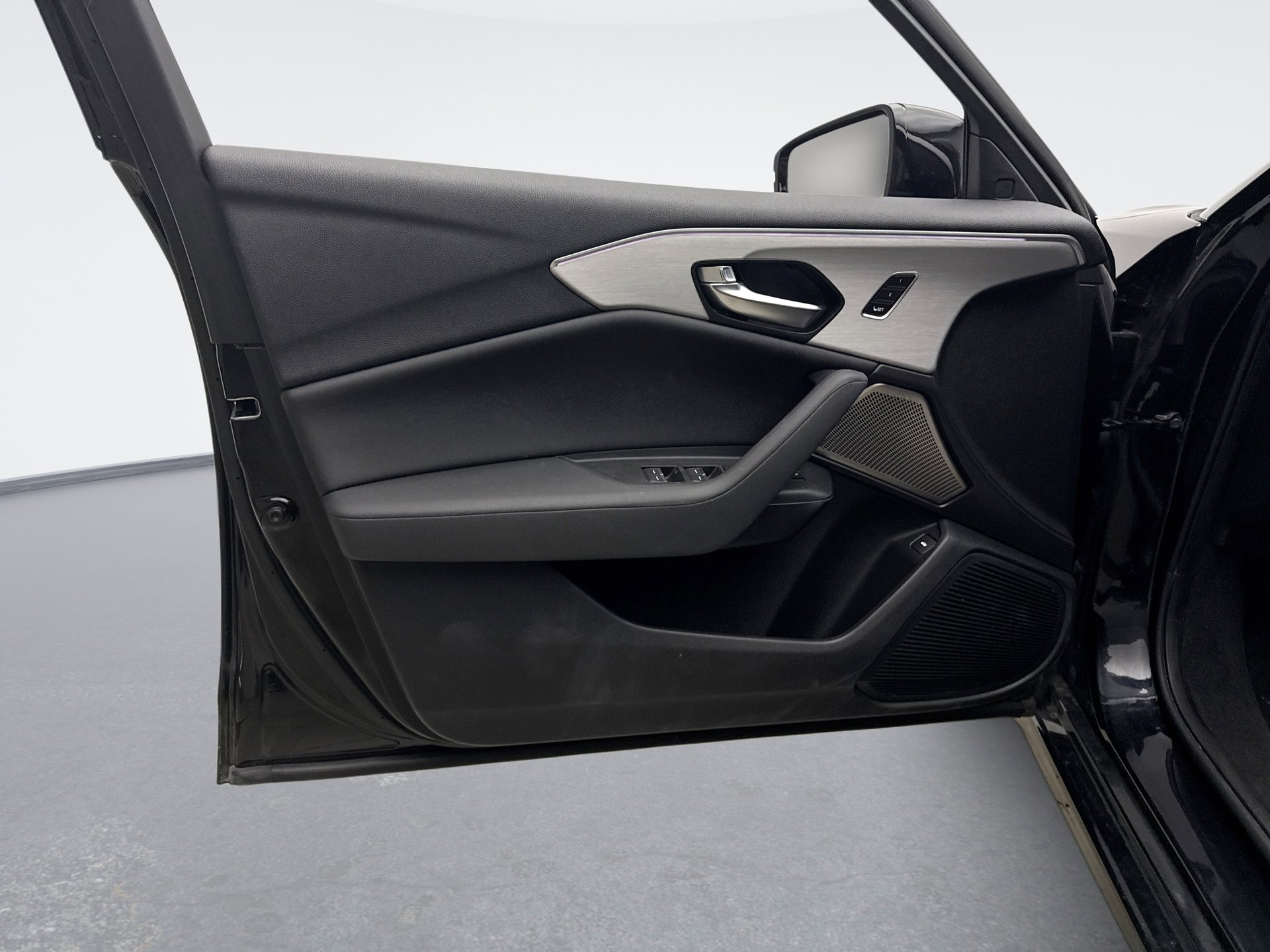 Used 2023 Acura TLX w/ Technology Package image 9