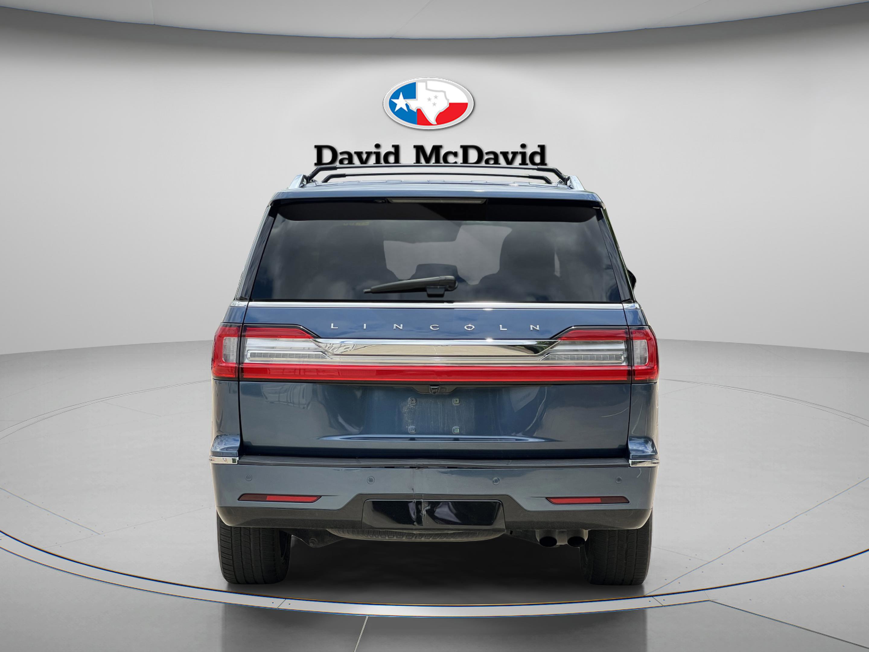 Used 2019 Lincoln Navigator Reserve w/ Cargo Package AWD/4WD image 10