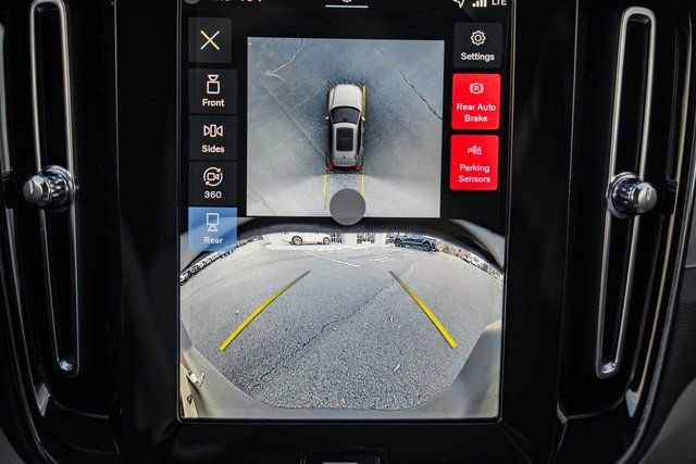 New 2026 Volvo XC40 B4 Plus w/ Protection Package Premier image 41