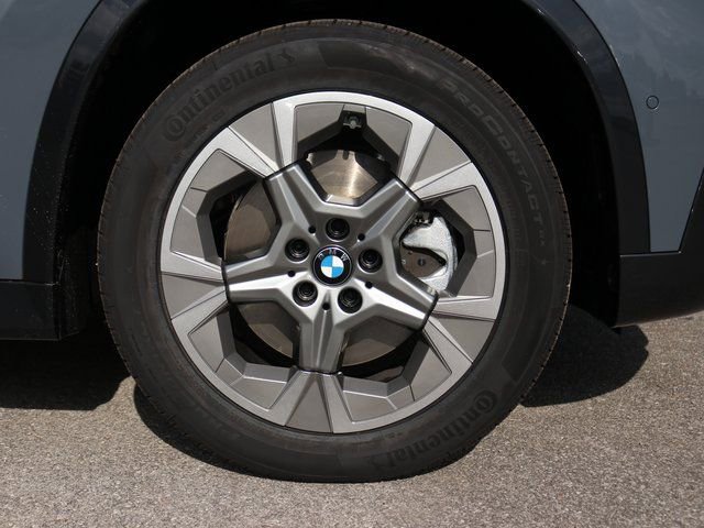 New 2026 BMW X1 xDrive28i w/ Convenience Package AWD/4WD image 5