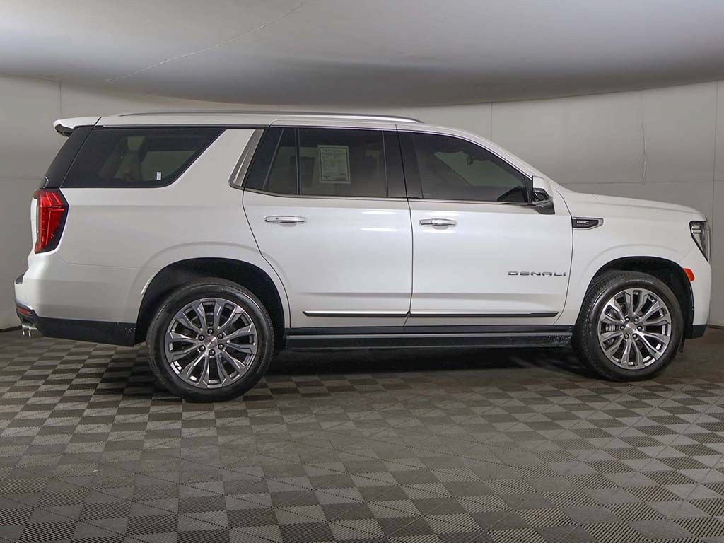 Used 2024 GMC Yukon Denali AWD/4WD image 25