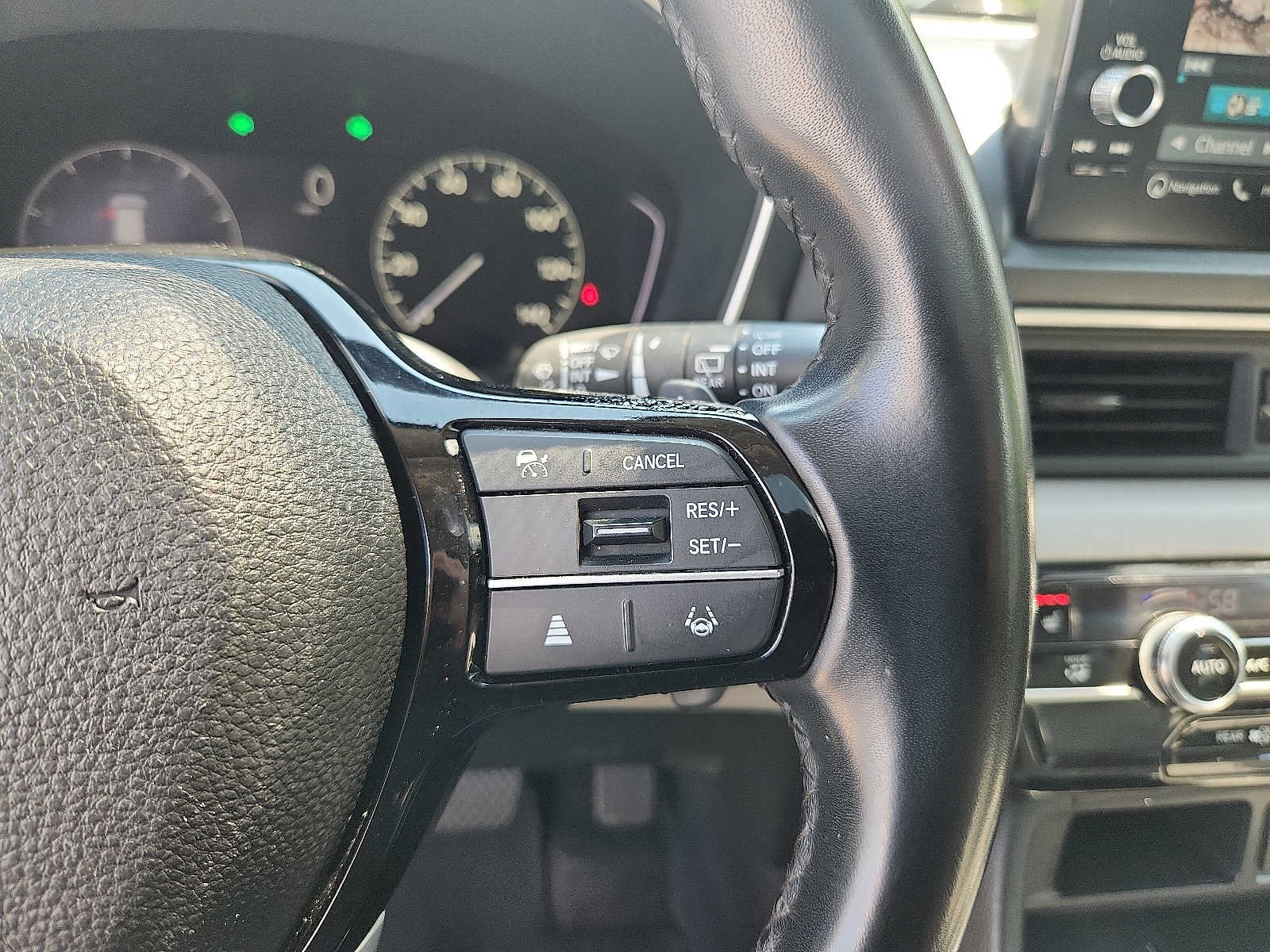 Certified 2024 Honda Pilot Touring image 21