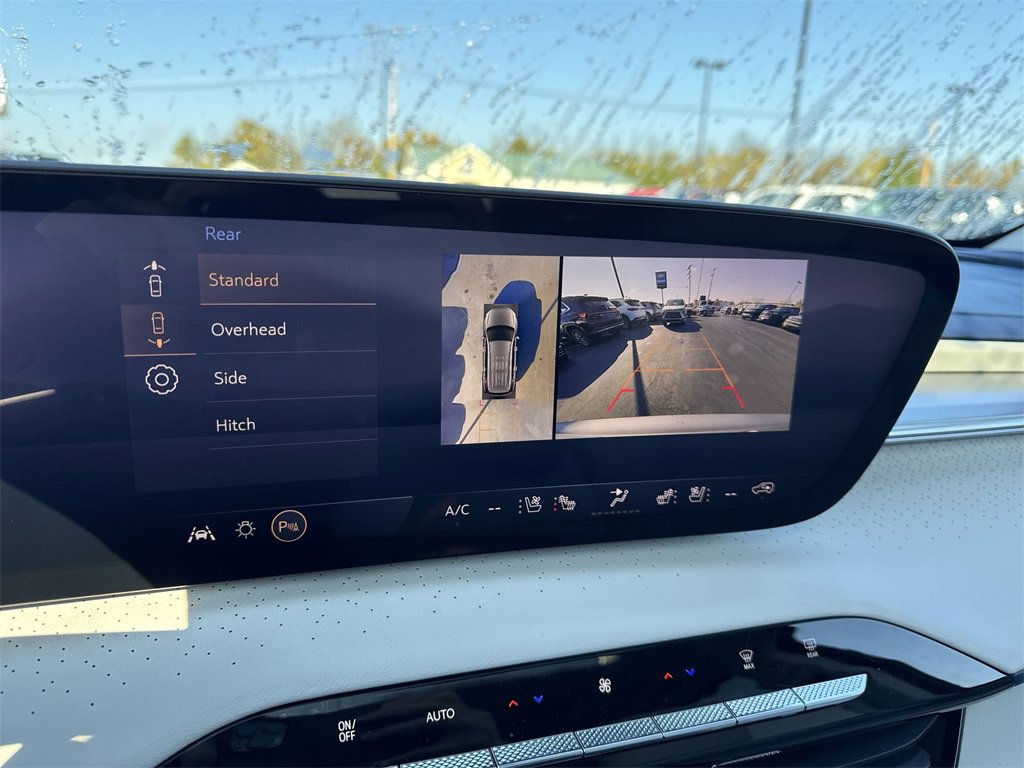 New 2026 Buick Enclave Avenir w/ Super Cruise Package image 17