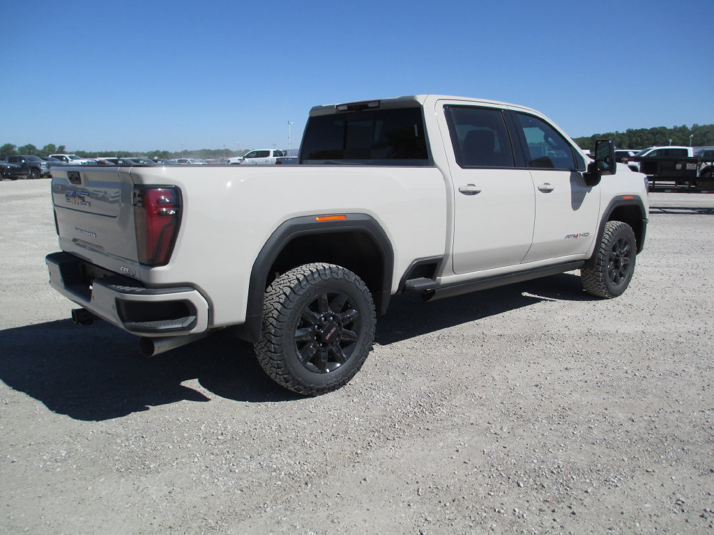 New 2026 GMC Sierra 2500 AT4 w/ AT4 Premium Plus Package AWD/4WD image 5