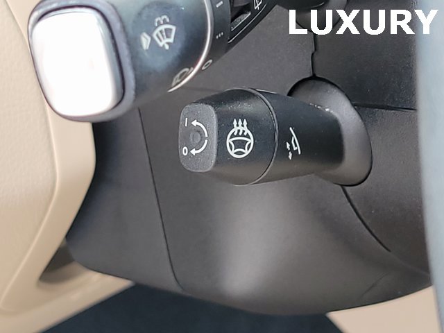 Used 2021 Mercedes-Benz GLC 300 4MATIC image 12