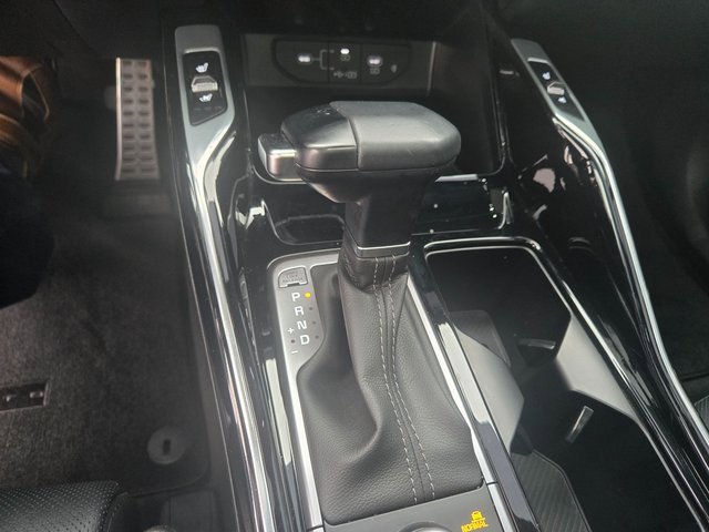 Used 2025 Kia Sorento SX Prestige image 11