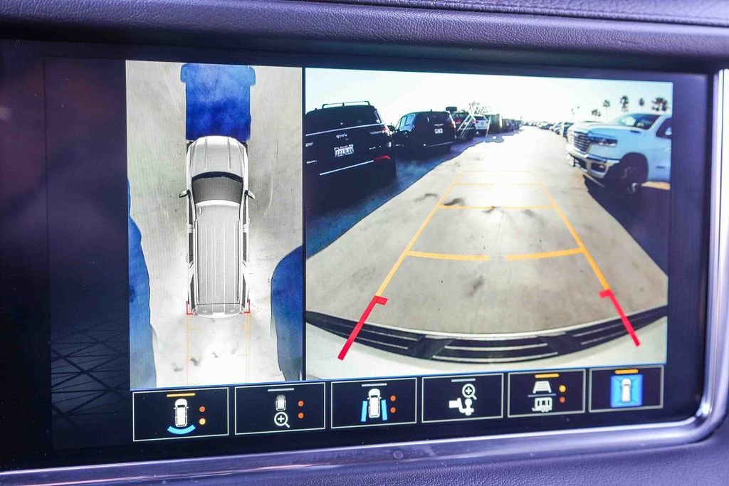 Used 2023 GMC Yukon Denali image 25