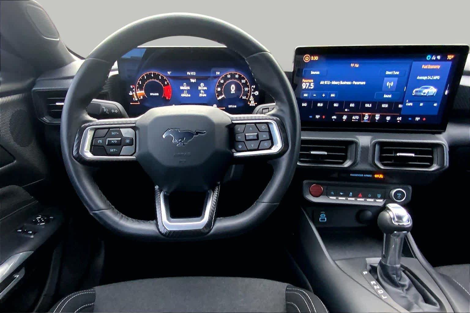 Used 2025 Ford Mustang Coupe RWD image 5