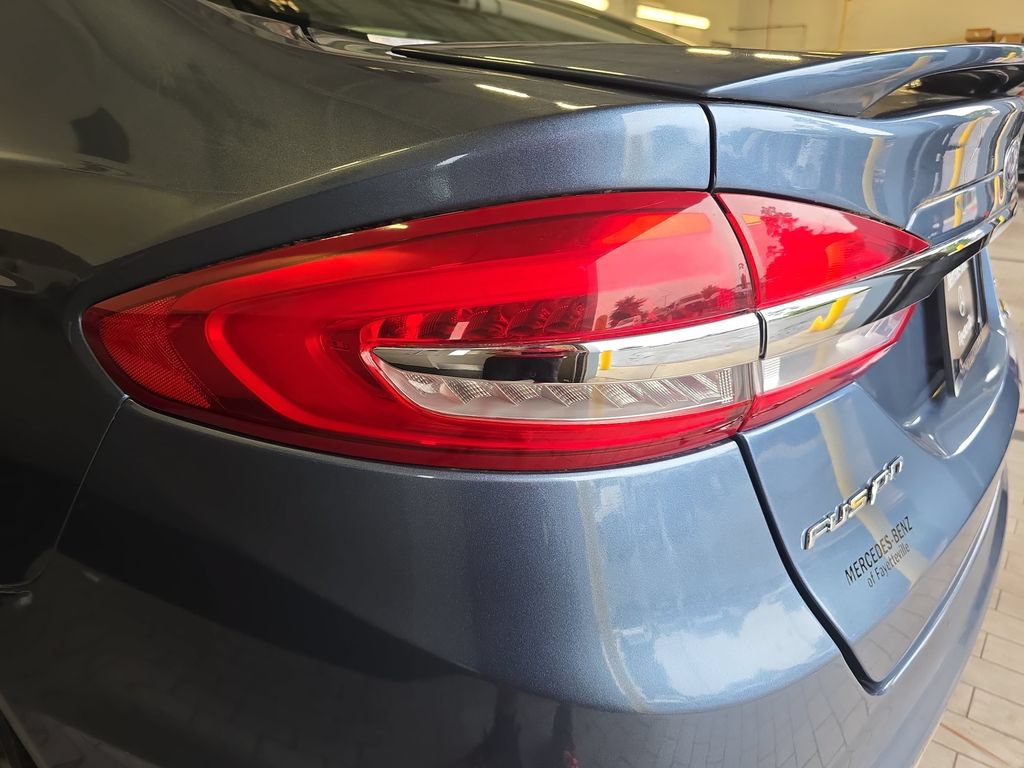 Used 2018 Ford Fusion SE w/ Equipment Group 201A FWD image 33