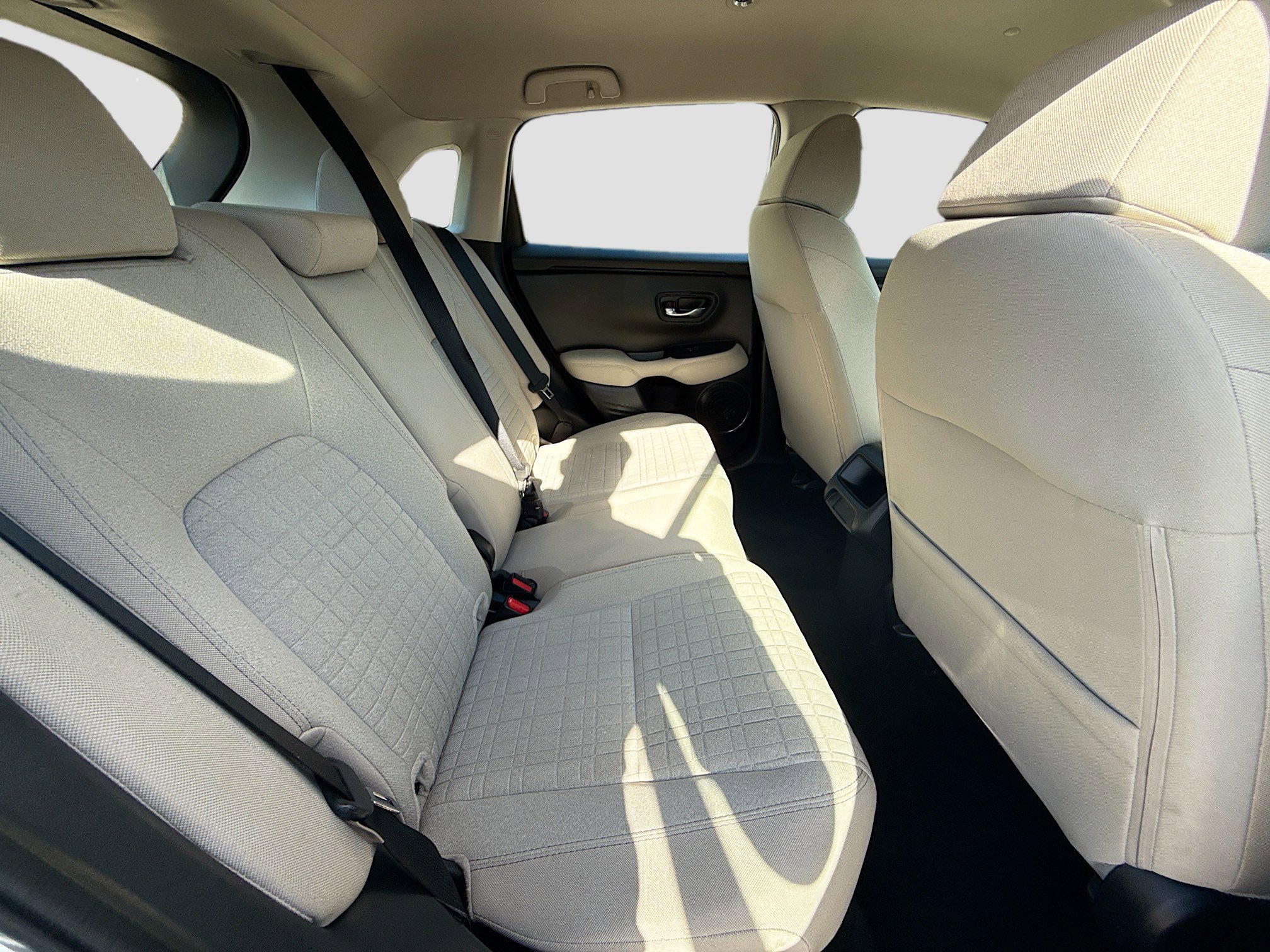 Certified 2025 Honda HR-V LX image 27