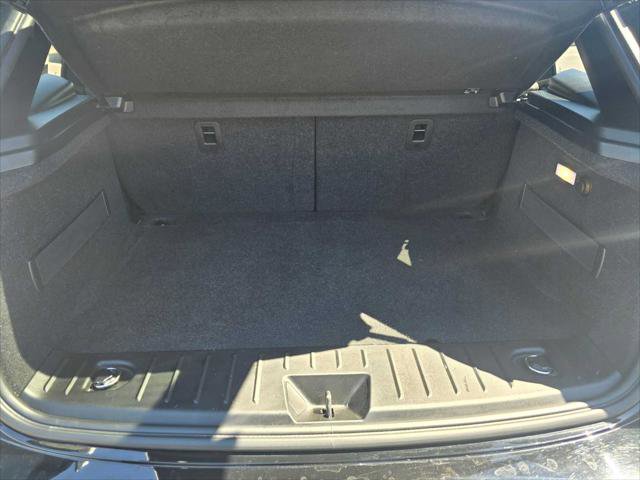 Used 2019 BMW i3 w/ Range Extender image 18