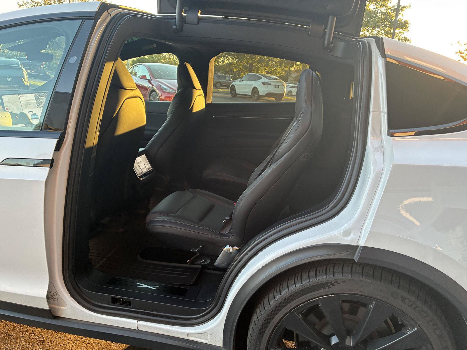 Used 2023 Tesla Model X Plaid AWD/4WD image 17