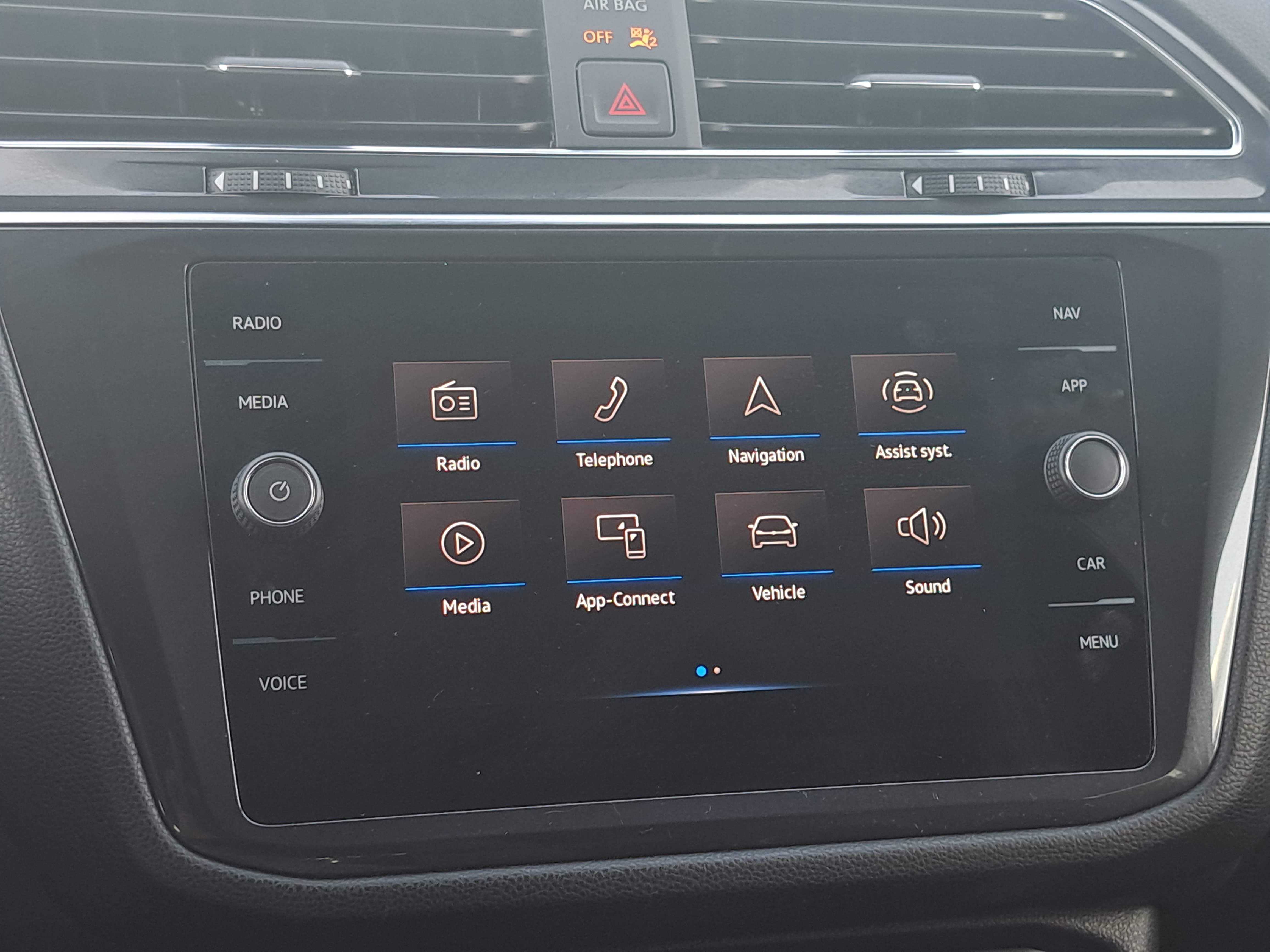 Certified 2023 Volkswagen Tiguan SEL R-Line AWD/4WD image 23