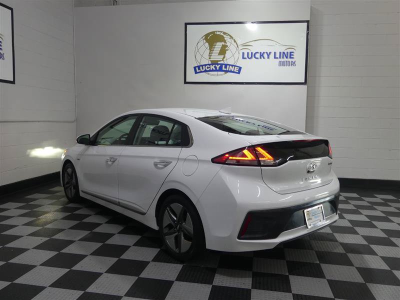Used 2020 Hyundai Ioniq Limited FWD image 11