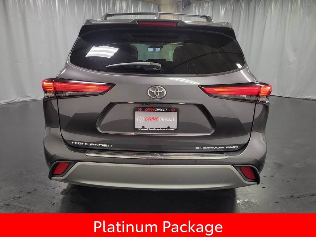 Used 2021 Toyota Highlander Platinum AWD/4WD image 7