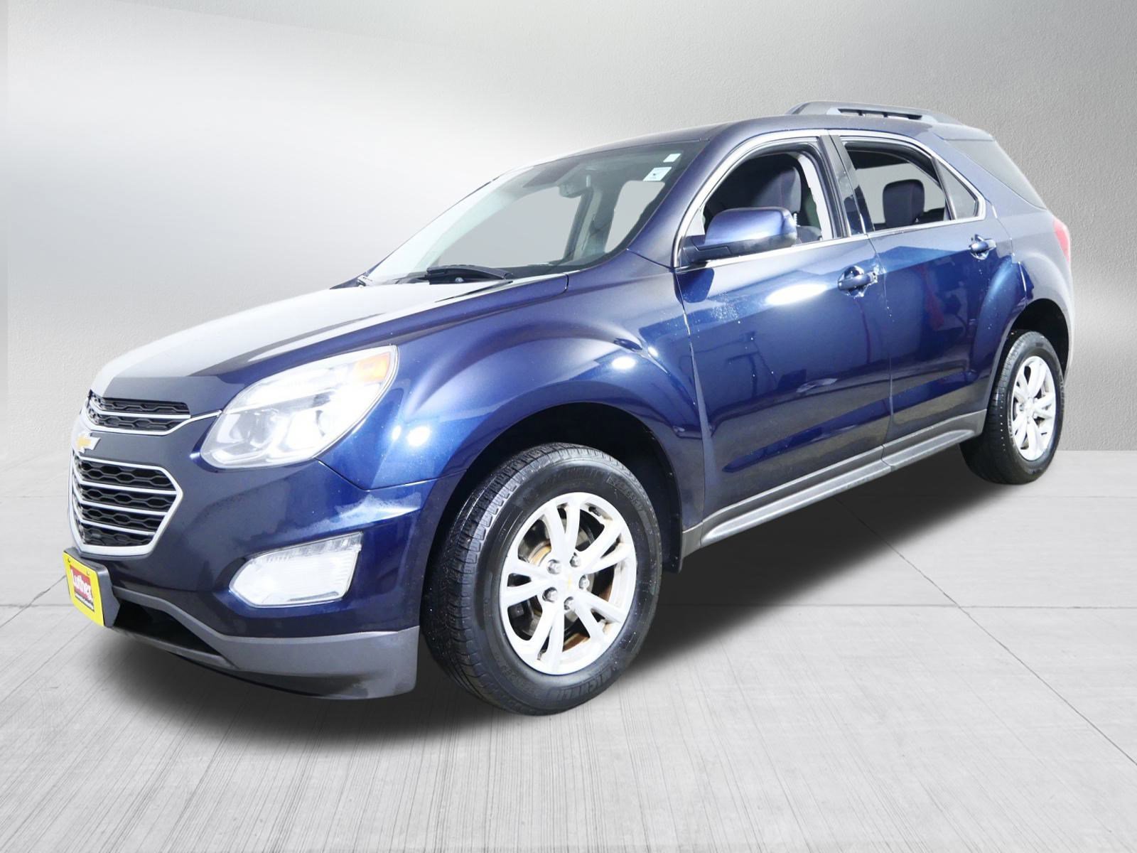 Used 2017 Chevrolet Equinox LT w/ Convenience Package image 3