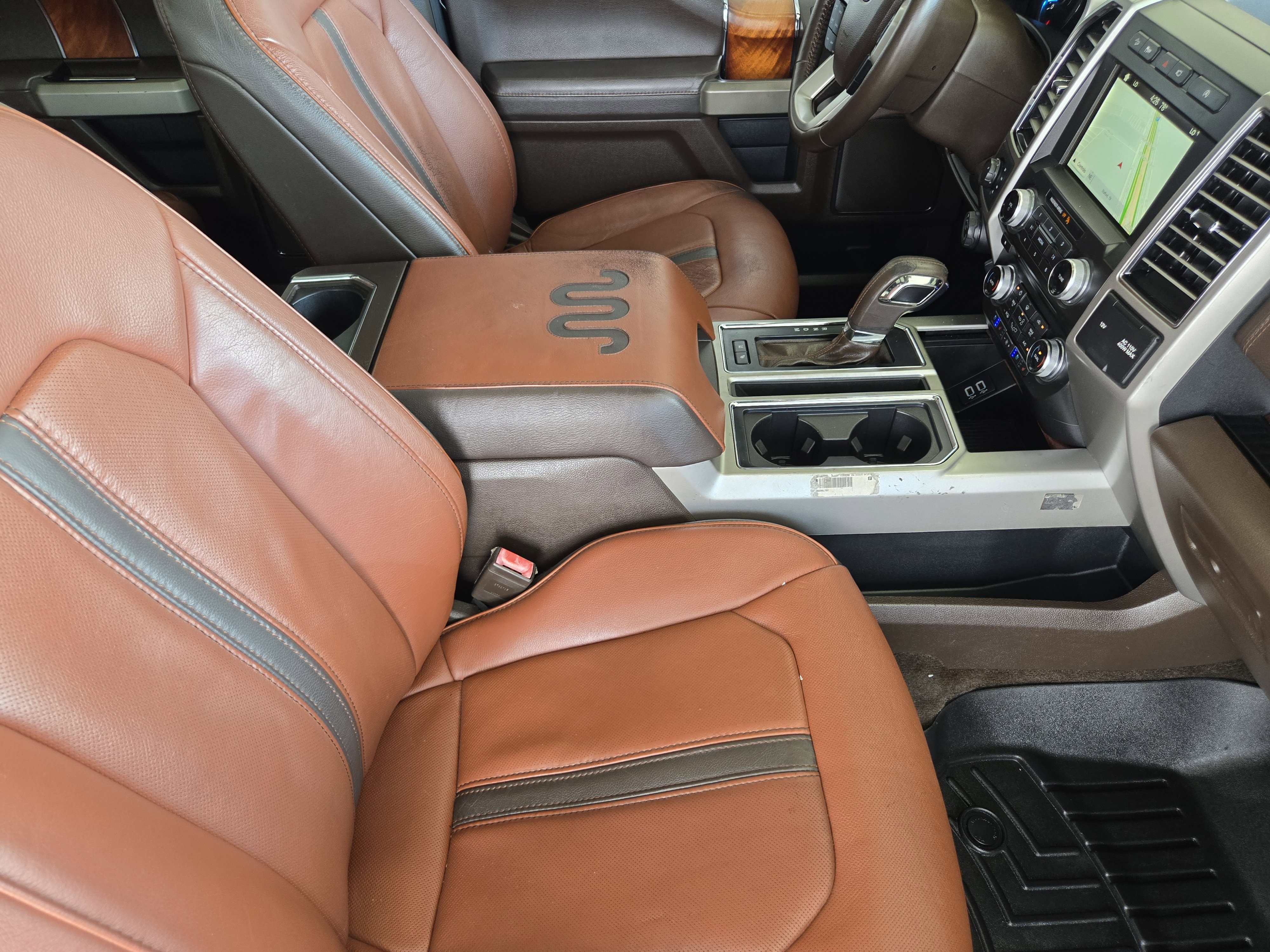 Used 2018 Ford F150 King Ranch w/ Equipment Group 601A Luxury AWD/4WD image 10