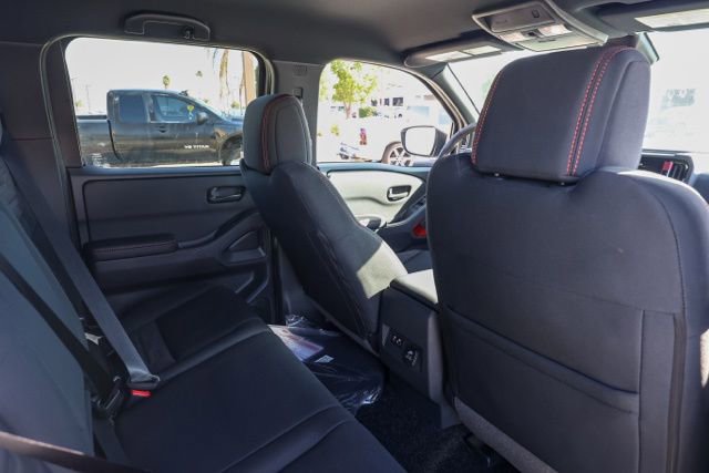 New 2026 Nissan Frontier Pro-X w/ Pro-X Convenience Package image 16