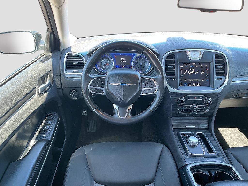 Used 2020 Chrysler 300 Touring w/ Sport Appearance Package RWD image 20