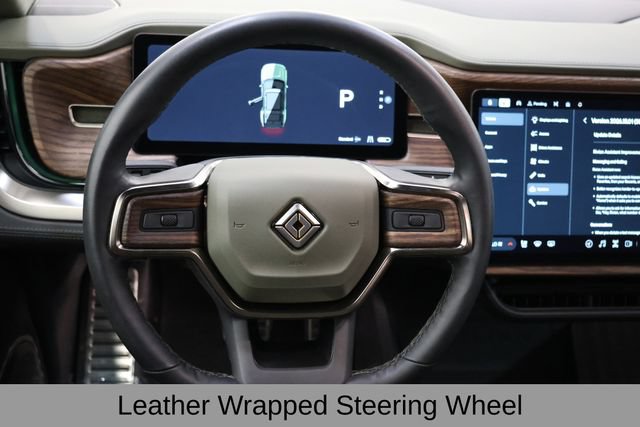 Used 2023 Rivian R1S Adventure AWD/4WD image 40