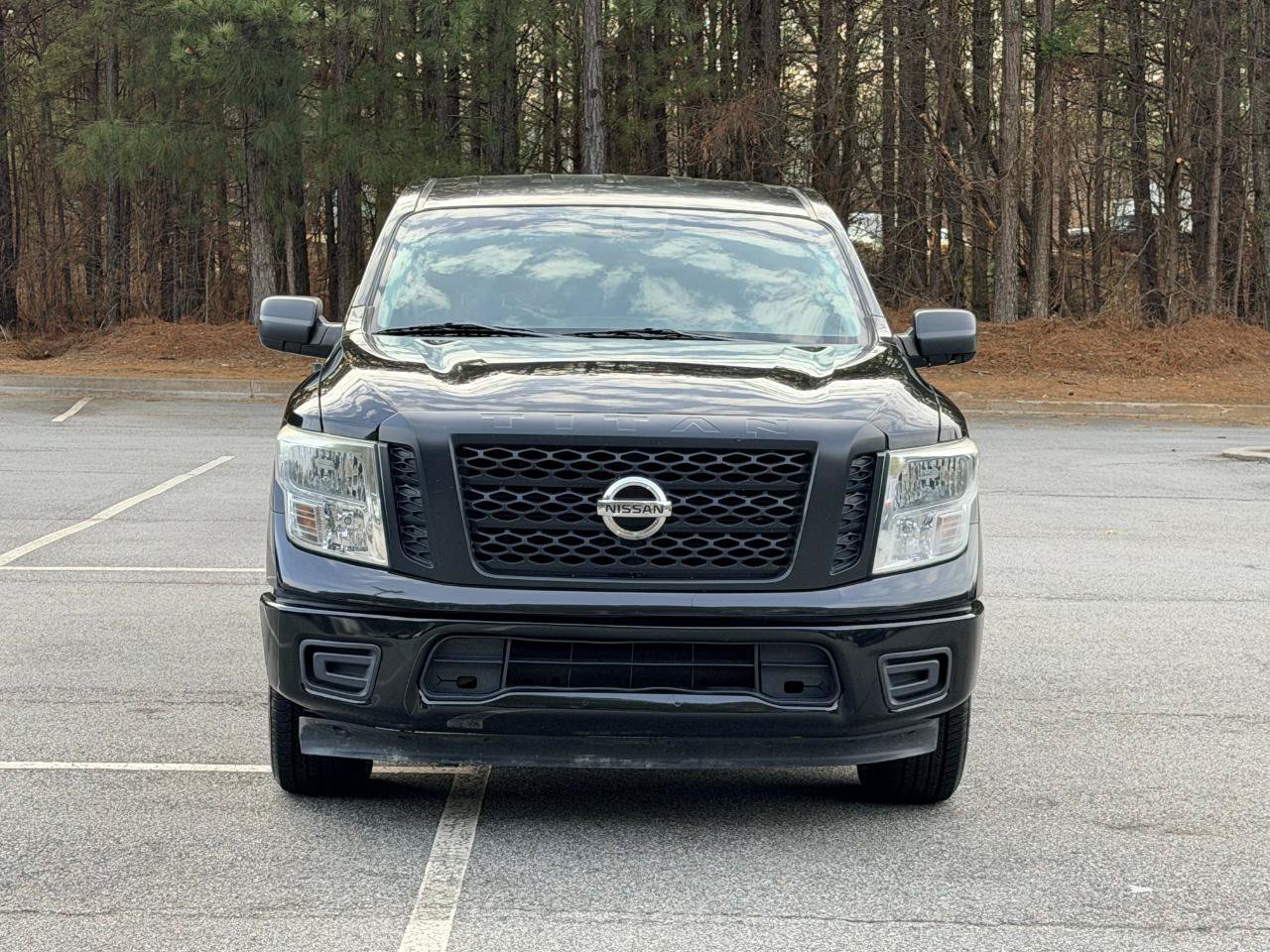 Used 2017 Nissan Titan S RWD image 2