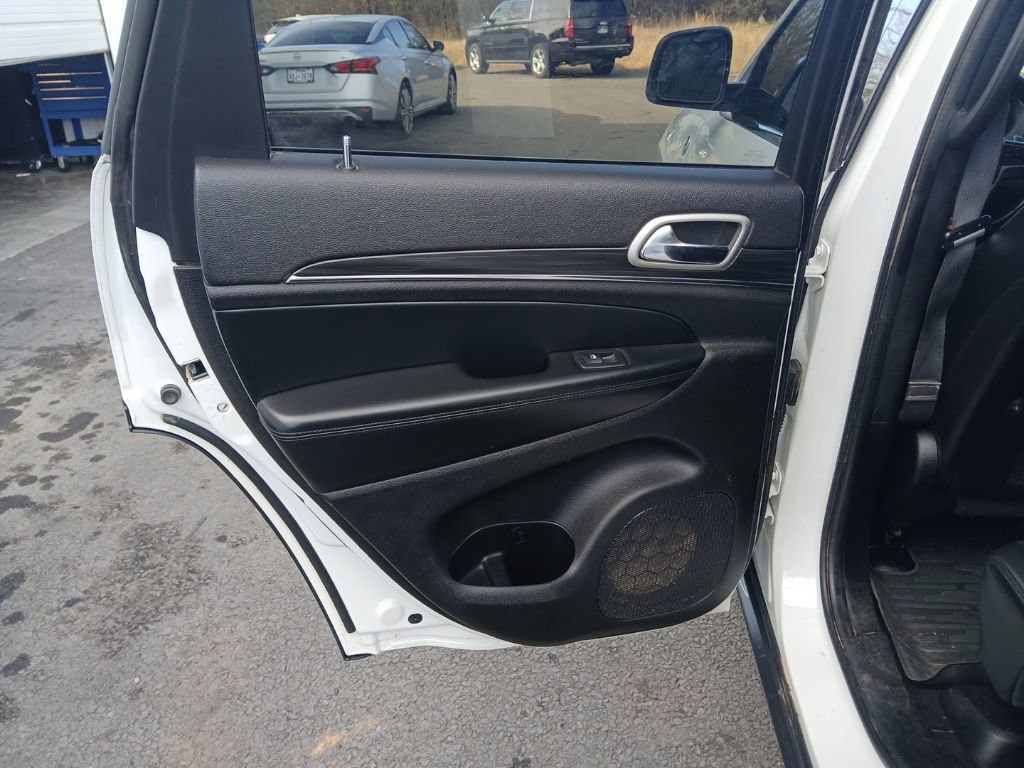 Used 2021 Jeep Grand Cherokee Limited w/ Premium Lighting Group image 35