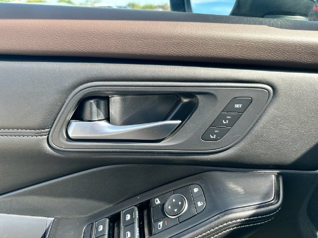 Used 2023 Nissan Rogue SL AWD/4WD image 48