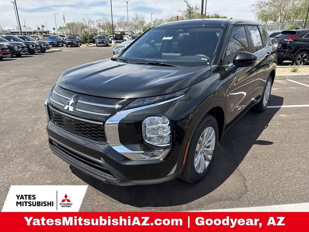 New 2026 Mitsubishi Outlander ES FWD image 1