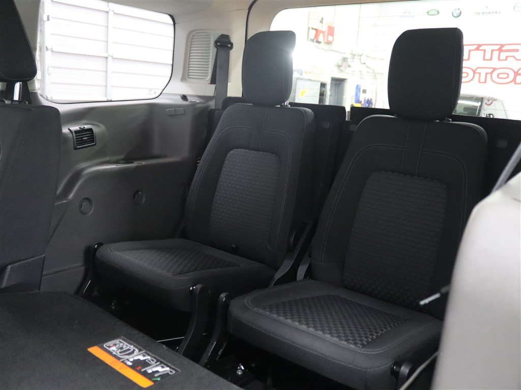 Used 2021 Ford Transit Connect XLT FWD image 18